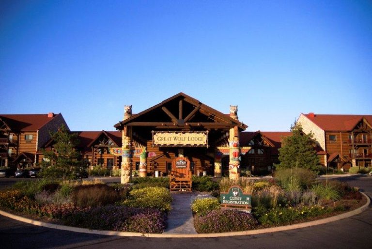 GREAT WOLF LODGE CONTEST! (EXPIRED)  Entertain Kids on a Dime Blog